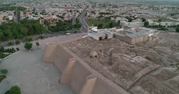 Drone Flight Old Ancient Walls Ark Fortress Bukhara Aerial View — Stock Video