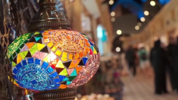 Une Boutique Rue Dubaï Avec Souvenirs Bijoux Asiatiques Mouvement Lent — Video