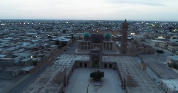 Drone Flies Dawn Old Bukhara Memorial Famous Kalyan Poi Kalon — Stock Video