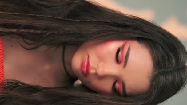 Vertical Portrait Young Model Long Black Hair Bright Makeup Slow — Stock Video