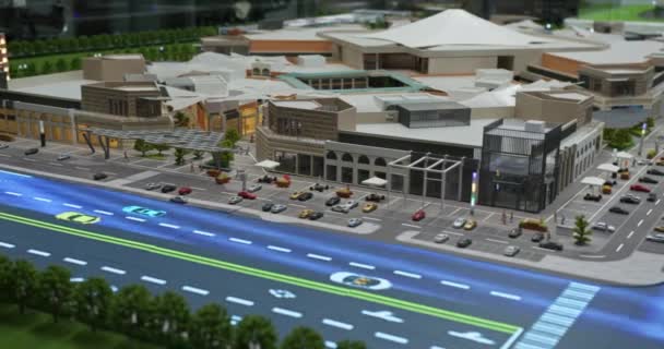 Manzarası Yolları Arabaları Olan Bir Alışveriş Merkezinin Minyatür Modeli Yavaş — Stok video