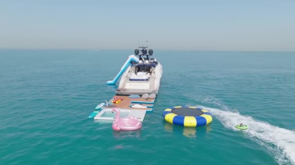 Dubai Uae 2023 Drone Flies Man Floating Jet Ski Pulling — Stock Video