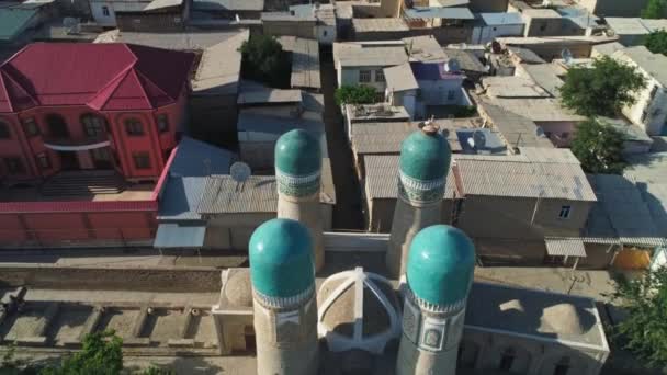 Dron Przelatuje Nad Chor Minor Madrasah Khalif Niyaz Kul Stary — Wideo stockowe