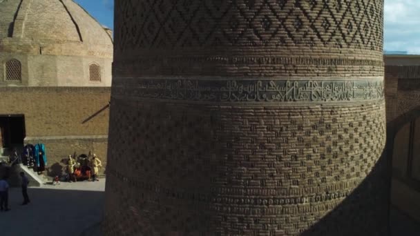 Drone Flies Minaret Architectural Complex Poi Kalon Old Bukhara Uzbekistan — Stock Video