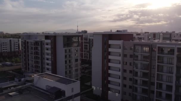 Drone Survole Des Immeubles Grande Hauteur Nouvellement Construits Vue Aérienne — Video