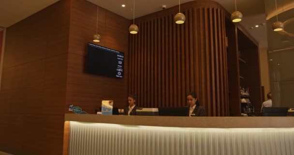 Tashkent Uzbekistan 2022 Lobby Reception Hotel Lusso Costoso Rallentare Avvicinare — Video Stock