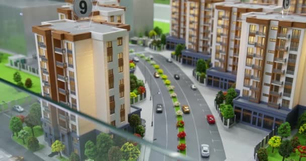 Panorama Modelli Miniatura Condomini Con Illuminazione Paesaggio Strade Auto Rallentare — Video Stock