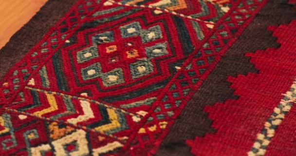 Primo Piano Ornamento Modelli Tappeti Samarcanda Uzbekistan Realizzato Secondo Tecnologia — Video Stock