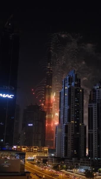 Dubai Uae 2023 Vertical Shooting Dubai Skyscraper New Years Fireworks — Stock Video