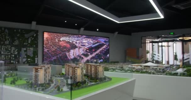Panorama Miniatura Modelo Edificios Apartamentos Con Paisaje Carreteras Moción Lenta — Vídeos de Stock