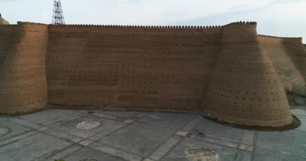 Τούβλα Τείχη Του Αρχαίου Συγκροτήματος Φρούριο Κιβωτός Που Περιβάλλεται Από — Αρχείο Βίντεο