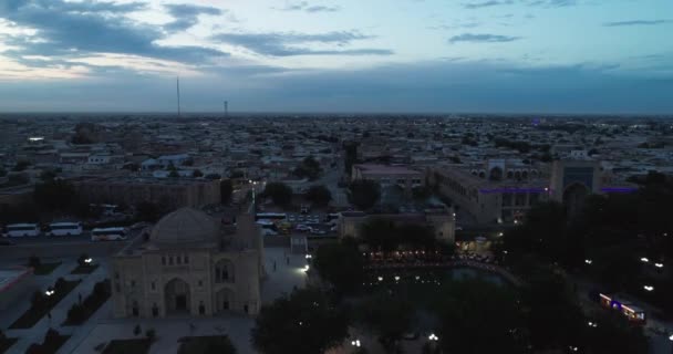 Eski Buhara Özbekistan Daki Evlerle Çevrili Antik Bir Lyab Hauz — Stok video
