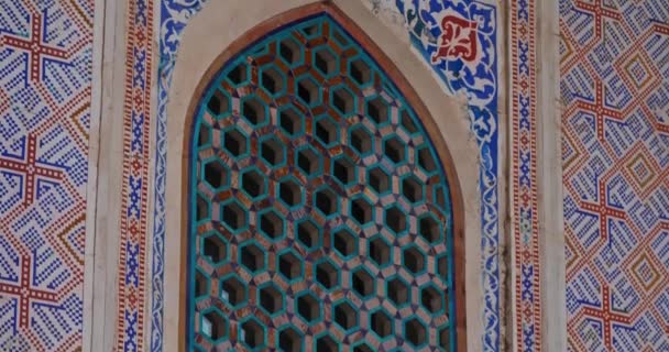 Primer Plano Ornamentos Frescos Del Antiguo Complejo Bolo Khauz Uzbekistán — Vídeos de Stock