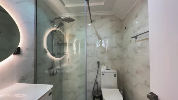Prysznic Prywatnej Willi Dubaju Zwolniony Ruch — Wideo stockowe