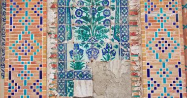 Bolo-Khauz antik kompleksinin süsleri ve freskleri. Özbekistan, Buhara.