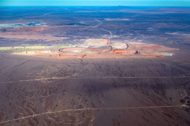 Kuzey Şili 'deki Atacama Çölü' ndeki bakır madenciliğinin hava görüntüsü