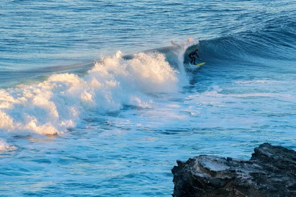 Surfista Punta Lobos Uma Praia Surf Sul Pichilemu Pichilemu Região — Fotografia de Stock