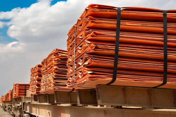 Copper Cathodes Loaded Train Copper Mine Ready Delivered Chile — Stock Photo, Image