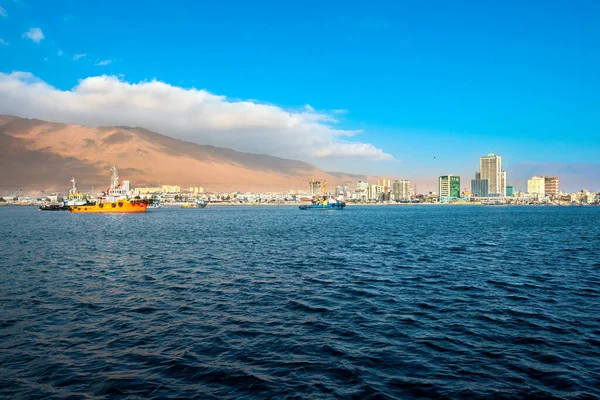 Şehir Merkezinin Silüeti Iquique Marinası Şili Denizinden — Stok fotoğraf