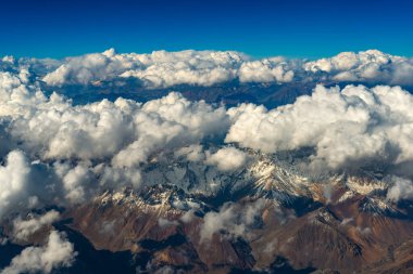 Şili ve Arjantin sınırındaki And Dağları 'nın hava manzarası