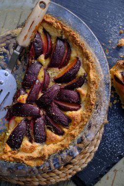 Frangipanlı köylü turtası