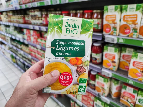 Puilboreau, Fransa - 14 Ekim 2020: 