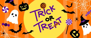 Cadılar Bayramı 'nız kutlu olsun, merkezde yazı dizaynı, tatlı, balkabağı, şirin hayaletler, yarasalar, örümcek ağı, cadı şapkası ve turuncu arka plan ile süsleyin..