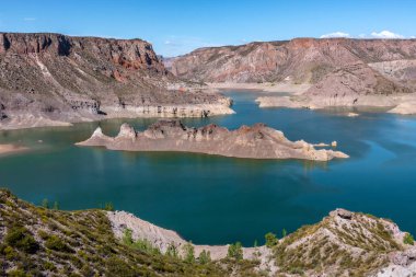 Atuel Nehri ve Valle Grande Reservoir Kanyonu yakınlarındaki San Rafael, Mendoza bölgesi, Cuyo bölgesi, Arjantin