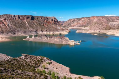 Atuel Nehri ve Valle Grande Reservoir Kanyonu yakınlarındaki San Rafael, Mendoza bölgesi, Cuyo bölgesi, Arjantin
