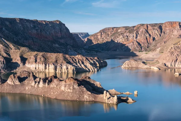 Atuel Nehri ve Valle Grande Reservoir Kanyonu yakınlarındaki San Rafael, Mendoza bölgesi, Cuyo bölgesi, Arjantin