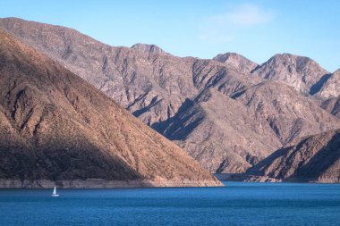 Rezervuar Barajı Potrerillos (Embalse Dique Potrerillos), Mendoza, Arjantin