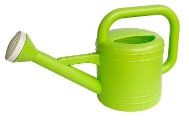 Plastik yeşil bahçe sulama beyaz arka planda izole edilebilir.