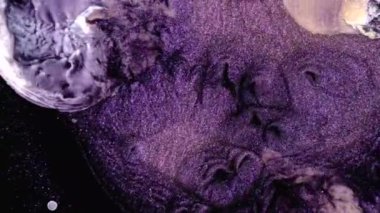 Alkol mürekkebi deniz dokusu. Çağdaş sanat. Çok renkli parlak bir doku. Modern sanat. Gökyüzünden esinlenildiği kadar buhar ve dumandan da..