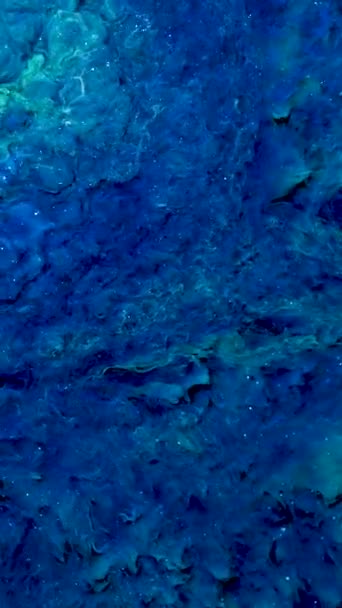 Abstrakcyjna Głęboka Farba Promieniująca Urzekającym Promiennym Blaskiem Płynne Farby Atramentowe — Wideo stockowe