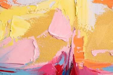 Parça. Çok renkli desenli boya. Soyut sanat geçmişi. Tuval üzerine yağ. Sert fırça darbeleri. Yağlı boya ve palet bıçağıyla yapılmış bir resmin yakın çekimi. Yüksek desenli, yüksek kaliteli detaylar.