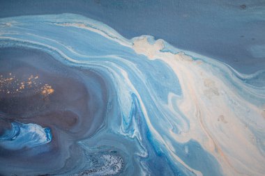 Duvar kağıtları, posterler, kartlar, davetiyeler, web siteleri için modaya uygun bir zemin. Çağdaş sanat. Soyut sanat geçmişi. Çok renkli parlak bir doku. Sanat eserinin bir parçası. Modern sanat.