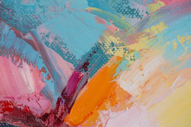 Renkli doku resminin bir parçası. Soyut sanat geçmişi. Tuval üzerine yağ. Sert fırça darbeleri. Yağlı boya ve palet bıçağıyla yapılmış bir resmin yakın çekimi. Yüksek desenli, yüksek kaliteli detaylar.