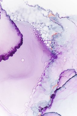 Resim alkol mürekkebiyle boyanmış. Şeffaf mürekkep renkleriyle yaratılmış yaratıcı soyut sanat eserleri. Moda duvar kâğıdı. Soyut resim, duvar kağıtları, posterler ve web siteleri için arka plan olarak kullanılabilir.