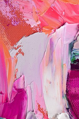 Parça. Çok renkli desenli boya. Soyut sanat geçmişi. Tuval üzerine yağ. Sert fırça darbeleri. Yağlı boya ve palet bıçağıyla yapılmış bir resmin yakın çekimi. Yüksek desenli, yüksek kaliteli detaylar.