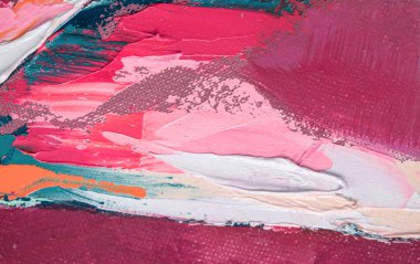 Parça. Çok renkli desenli boya. Soyut sanat geçmişi. Tuval üzerine yağ. Sert fırça darbeleri. Yağlı boya ve palet bıçağıyla yapılmış bir resmin yakın çekimi. Yüksek desenli, yüksek kaliteli detaylar.