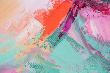 Parça. Çok renkli desenli boya. Soyut sanat geçmişi. Tuval üzerine yağ. Sert fırça darbeleri. Yağlı boya ve palet bıçağıyla yapılmış bir resmin yakın çekimi. Yüksek desenli, yüksek kaliteli detaylar.