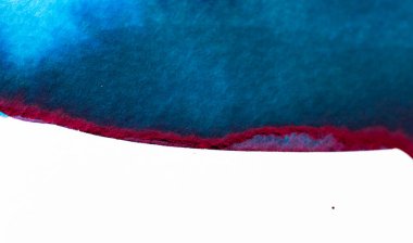 Canlı renkler büyüleyici bir mavi ve kırmızı karışımında birleşir. Etkileşim, suluboya sanatının güzelliğini minimalist bir tarzda sergileyen pürüzsüz geçişlerle soyut bir biçim yaratır..