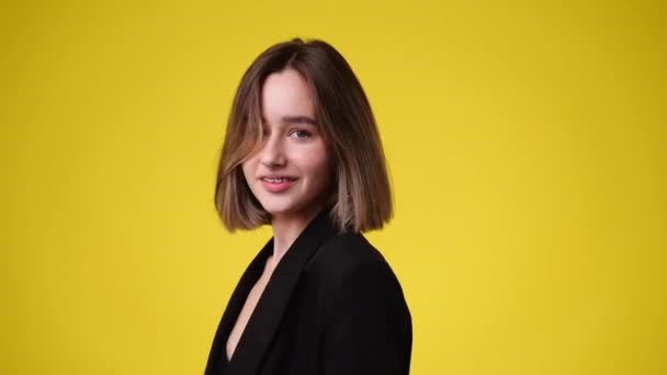 Slow Motion Video One Girl Posing Video Yellow Background Concept — Stock Video