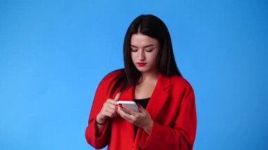 4k slow motion video of one girl sending message with positive facial expression. Concept of emotions.