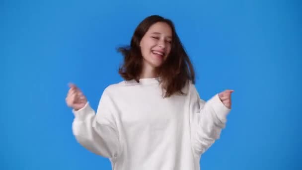 Slow Motion Video One Girl Hopeful Blue Background Concept Emotions — Stockvideo