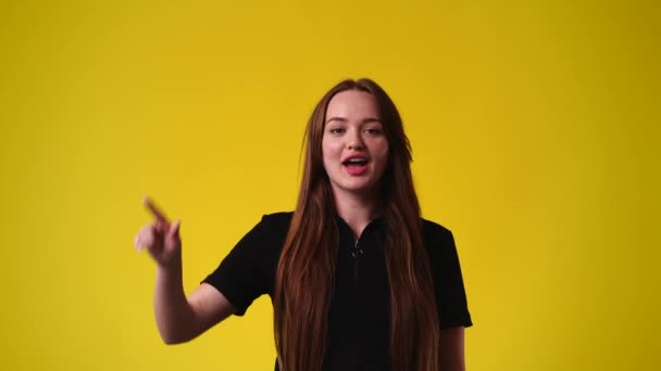 Video One Girl Excited Something Yellow Background Concept Emotions — 图库视频影像