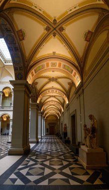 Budapeşte, Macaristan. Güzel Sanatlar Müzesi 'ndeki Rönesans Salonu' nun içi.