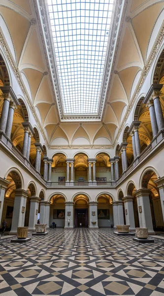 Budapeszt Węgry Wnętrze Renesansowej Hali Muzeum Sztuk Pięknych — Zdjęcie stockowe