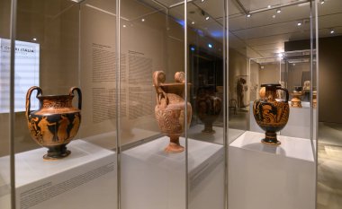 Budapeşte, Macaristan. Güzel Sanatlar Müzesi 'nin içinde. Antik Yunan ve Roma Kültür Eserleri