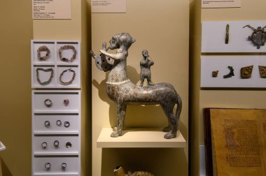 Bratislava, Slovakya. Bratislava Şatosu (Hrad) ve Ulusal Tarih Müzesi